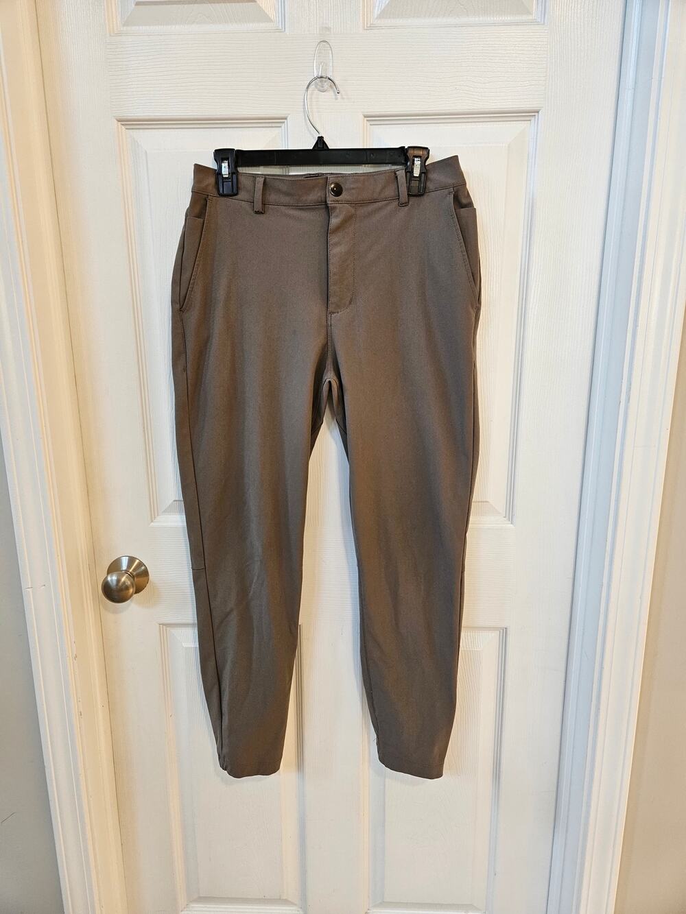CUTS Pants Men’s M Brown Performance Commuter Jogger Stretch Business Casual